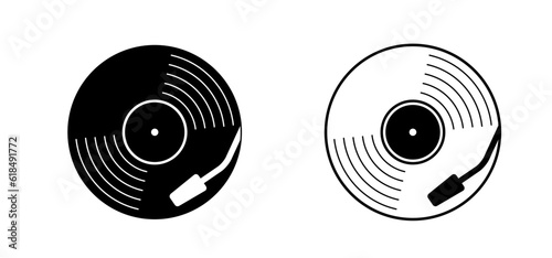 Cartoon vinyl or lp icon symbol. dj symbol. retro vinyl record album. Old music plate doodle. Phonograph, audio disk for turntable. Music player, analog music recording. Gramophone label and badge.