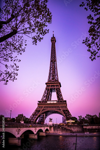 eiffel tower