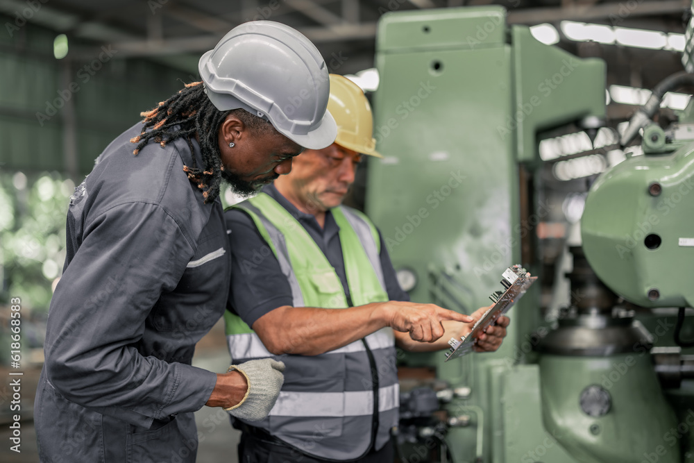 Engineering technicians inspect and assess the reliability of printed circuit assembly boards in manufacturing machine. Identifying errors, impaired, wear then record and report issues to supervisors Engineering technicians inspect and assess the reliability of printed circuit assembly boards in manufacturing machine. Identifying errors, impaired, wear then record and report issues to supervisors