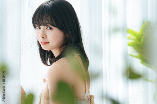 女性の美容・スキンケアイメージ Free Download 女性の美容・スキンケアイメージ - GFXLoad