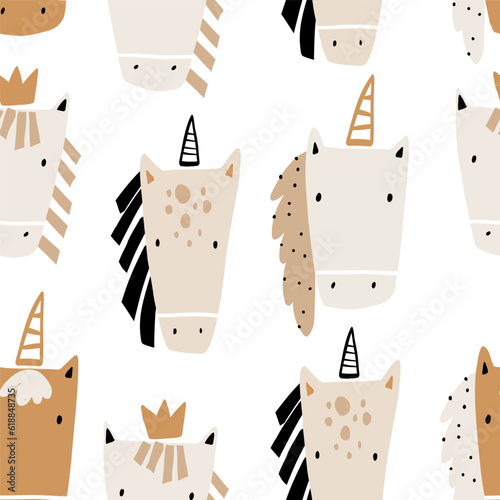 Tela Vector hand-drawn seamless repeating childish simple pattern with cute unicorns in Scandinavian style on a white background