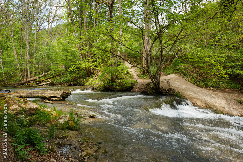 Fluss Große Lauter bei Anhausen (Hayingen) im Landkreis Reutlingen Fluss Große Lauter bei Anhausen (Hayingen) im Landkreis Reutlingen