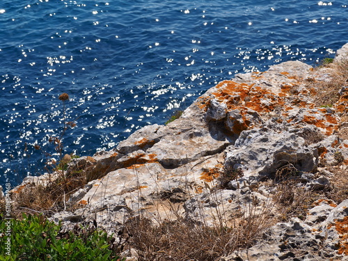 Sonnige Küste von Cala Mandia auf Mallorca in Spanien photo