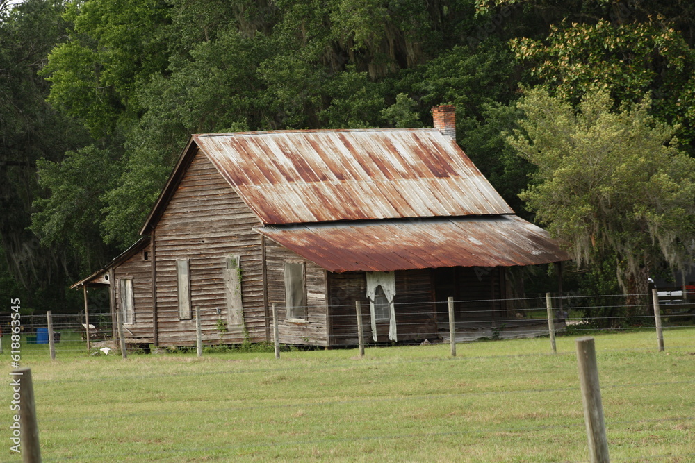 An old country barn