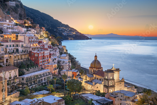 Fototapeta Naklejka Na Ścianę i Meble -  Positano, Italy along the Amalfi Coast