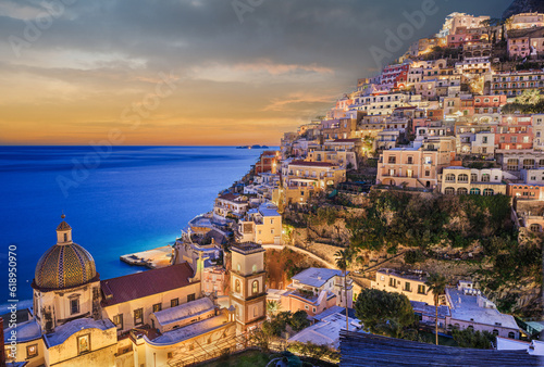 Fototapeta Naklejka Na Ścianę i Meble -  Positano, Italy along the Amalfi Coast
