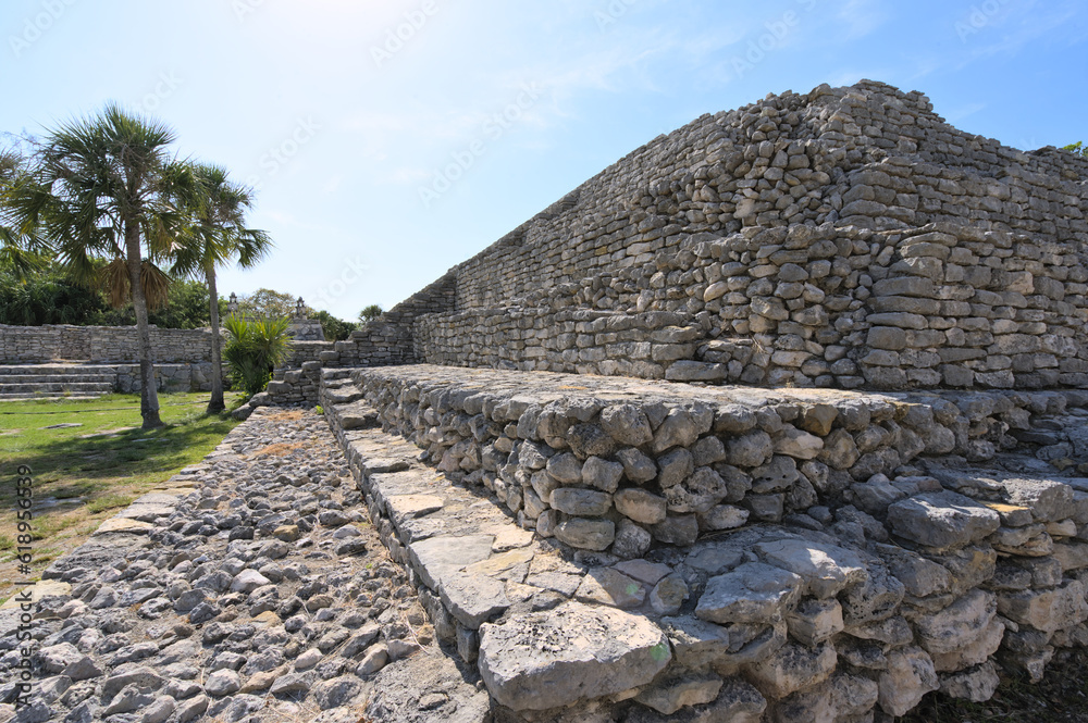 Maya Ruins at Archeological site of Chichen-Itza (Yucatan, Mexico) 
