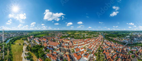 Donauwörth im Luftbild, 360° Rundblick über die Stadt in der Donau-Ries-Region © ARochau