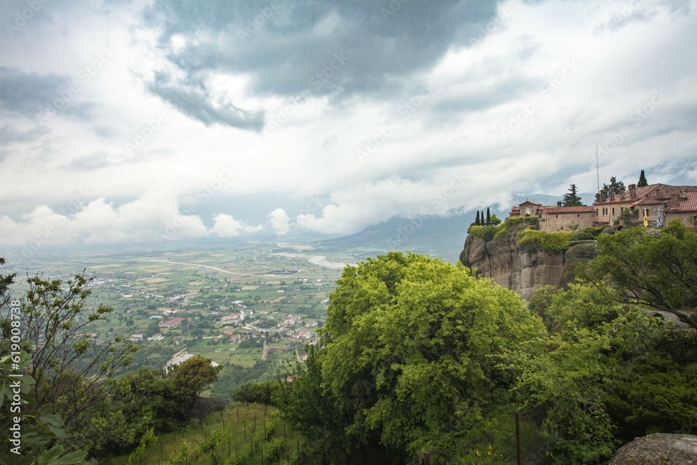 The best veiw dosend depent on shunshine, Cloudy weather over Meteora