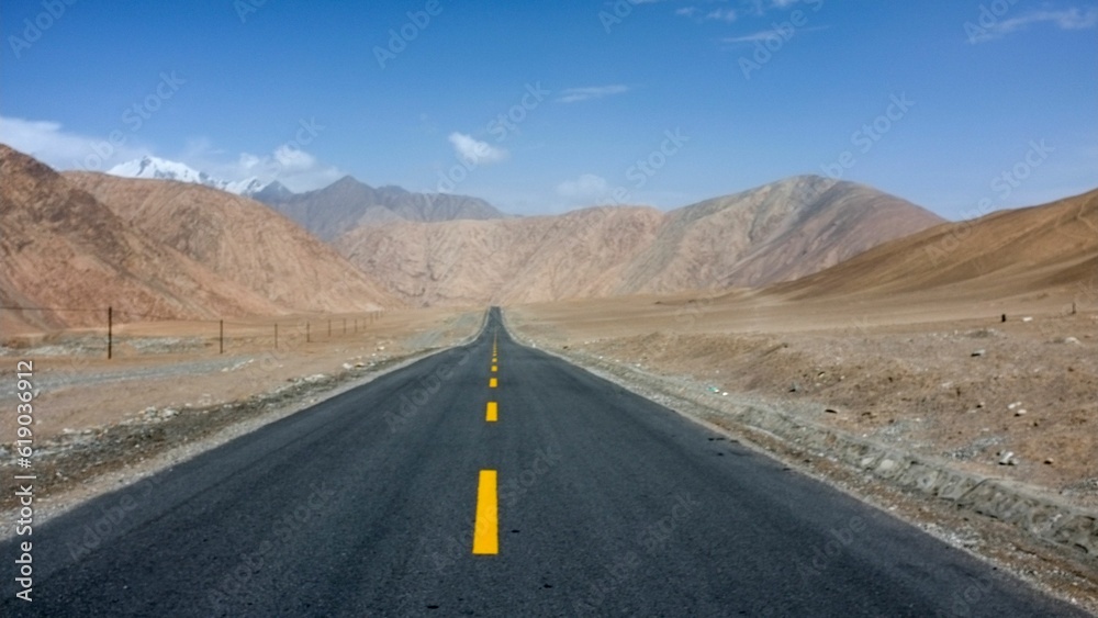 Beautiful view of the road against mountains