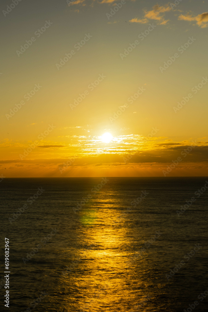Obraz premium sunset over the sea
