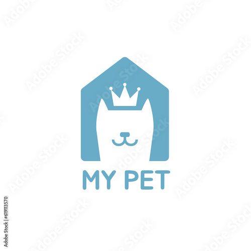 Cute dog in the house logo desgin