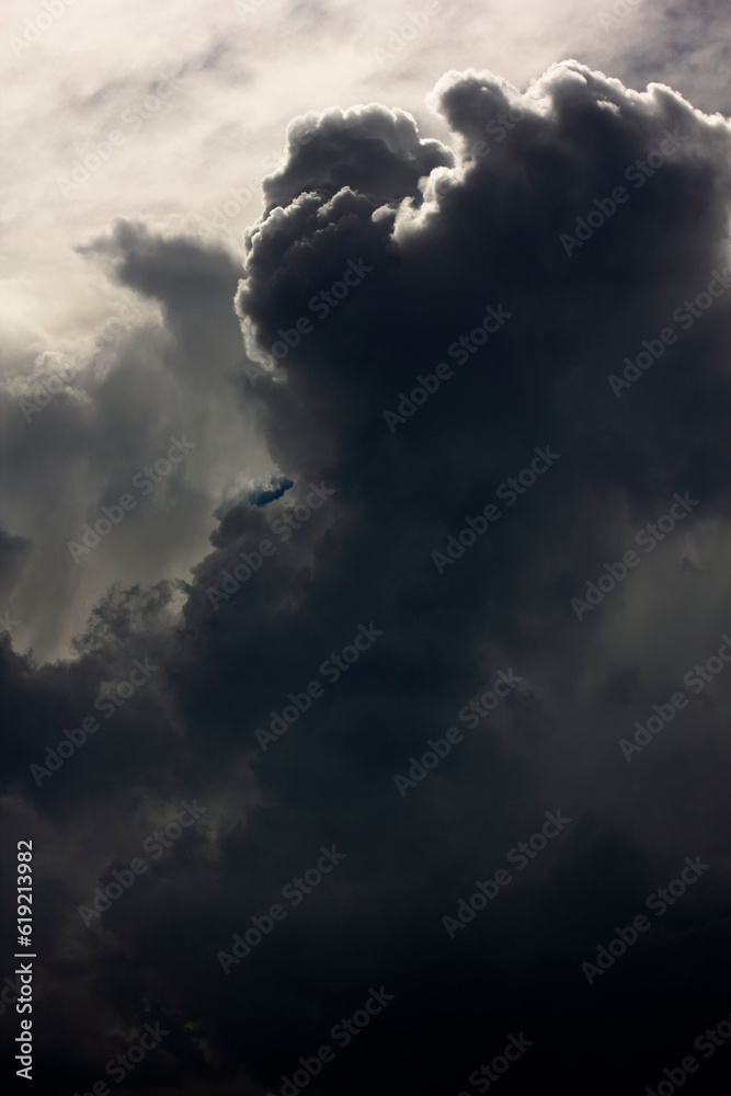 Fototapeta premium Skies Above The Clouds