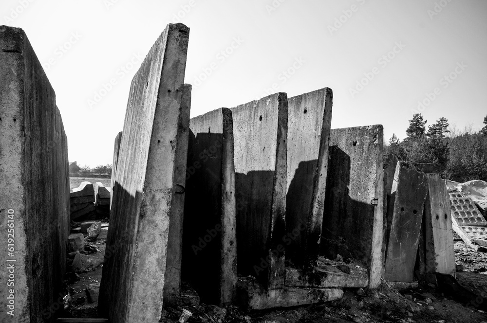 Płyty betonowe, rozbiórka