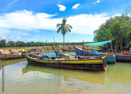 fishing boat on the river, traditional boat to catch fish © Zyariss