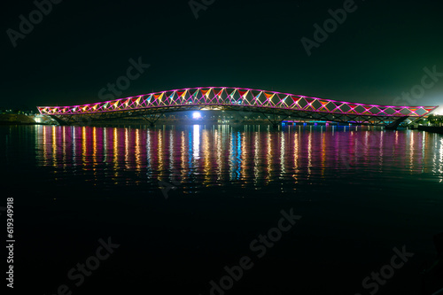A beautifyl bridge over Sabarmati river front in Ahmedabad looks awesome during the evening