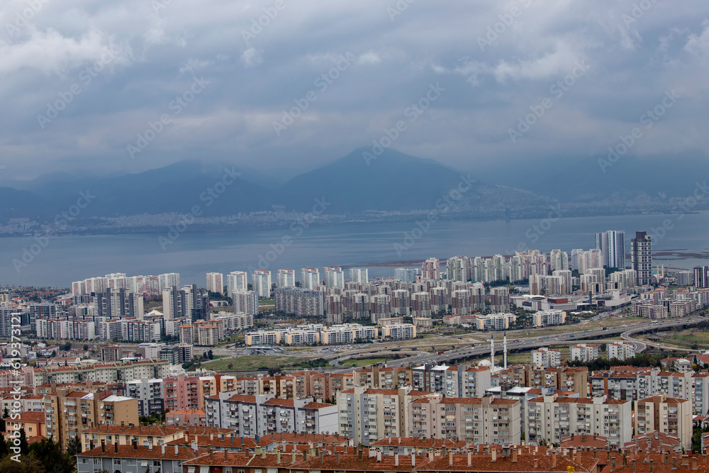 View of Karşıka district of Izmir province from Yamanlar mountain .