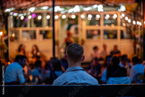 Besucher vor Restaurant - Marais, Paris, France photo