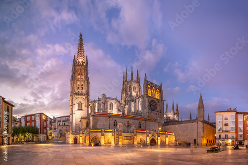 Fototapeta Naklejka Na Ścianę i Meble -  The Enchanting View of Burgos Cathedral at Sunset, Spain