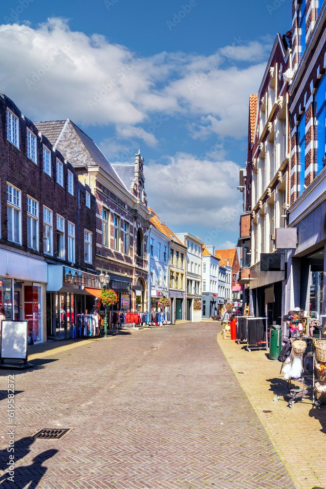 Fototapeta premium Einkaufen in der Altstadt von Venlo