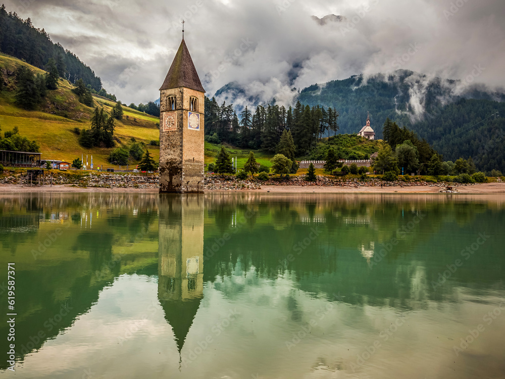 der Kirchturm von Altgraun