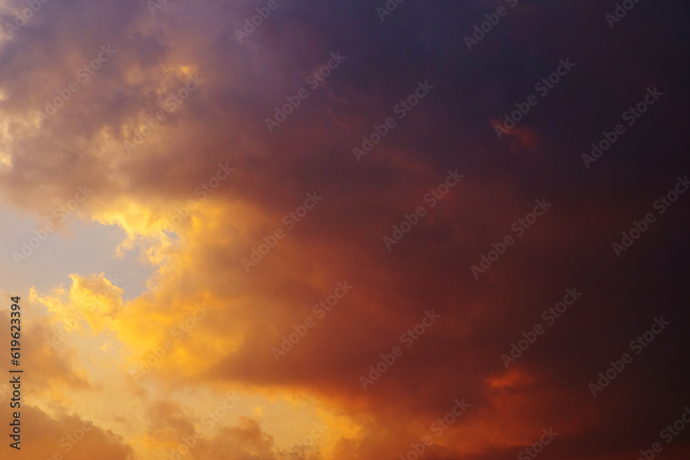 Fototapeta premium clouds at sunset
