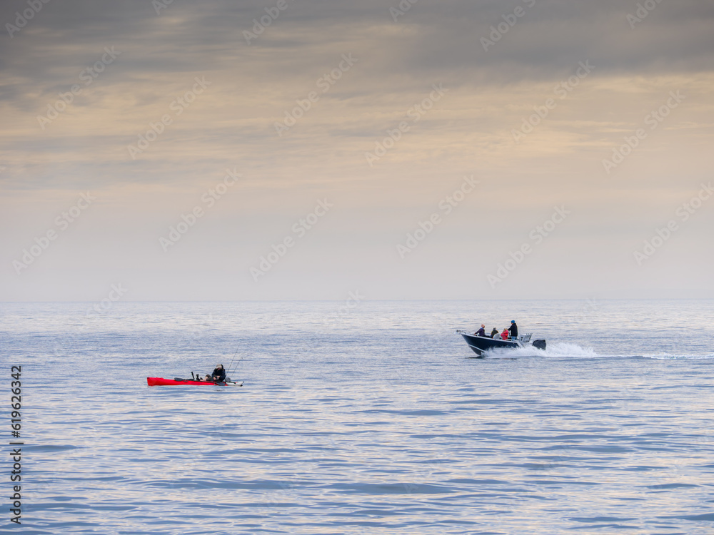 Fototapeta premium Speed Past Kayaker