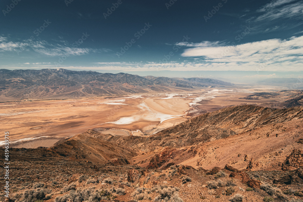 Fototapeta premium Wide landscape view from Dante's View in Death Valley National Park California 