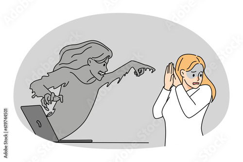 Woman suffer from internet bullying