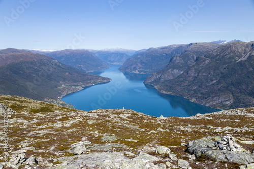 Fototapeta Naklejka Na Ścianę i Meble -  Wanderung auf den Molden - Lustrafjord Norwegen 16