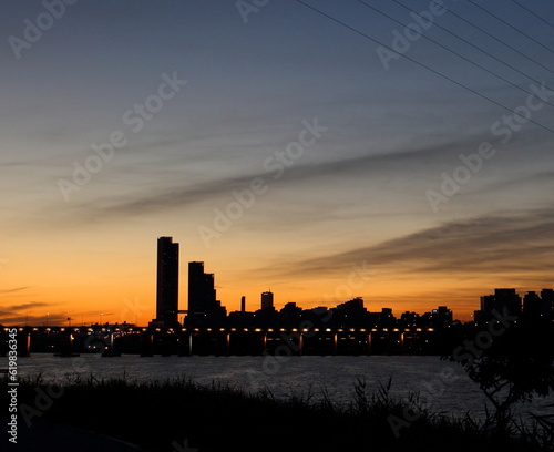 sunset over city © 재현 김