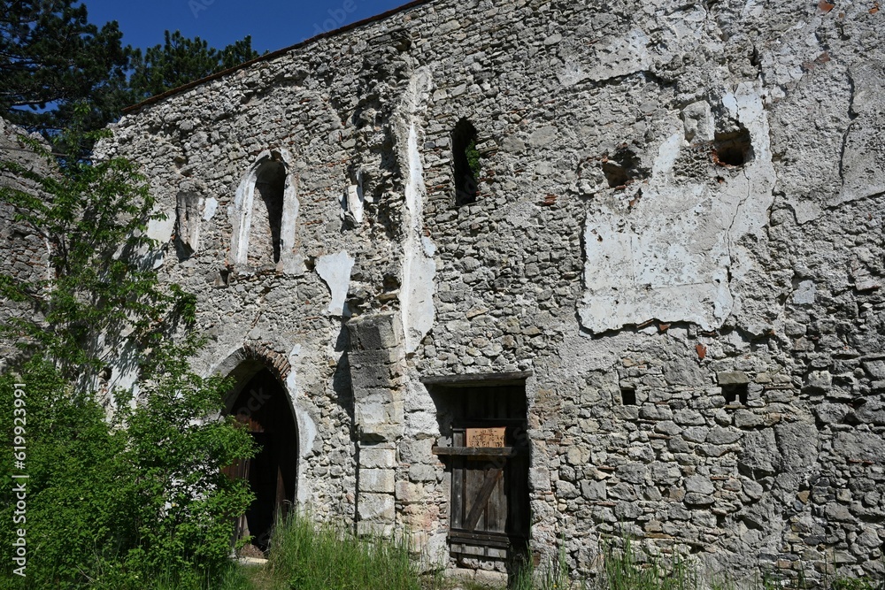 Kirchenruine Pankrazi bei Alland, Österreich, 01.06.2023