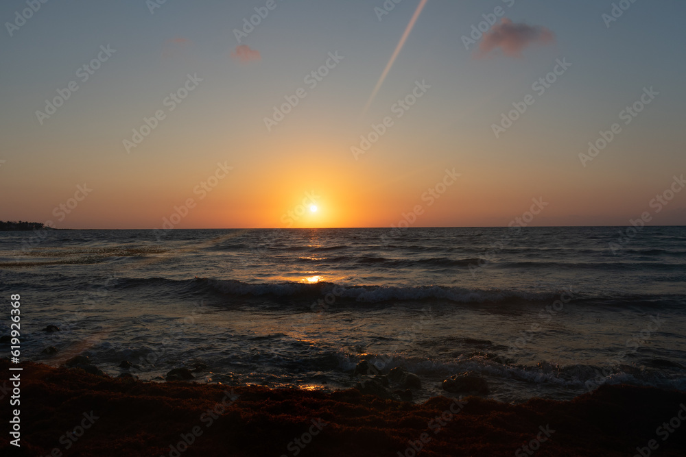 Naklejka premium Akumal Bay Sunset