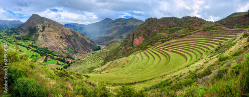 Obraz na płótnie Pisac terraces in Sacred Valley, Cusco, Peru w salonie