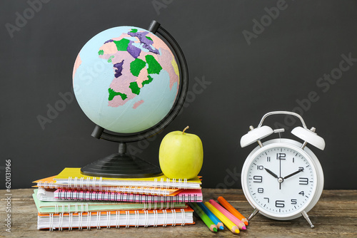 Different stationery with g...