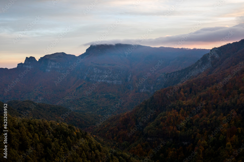 Obraz premium Autumn sunset in Puigsacalm peak, La Garrotxa, Spain