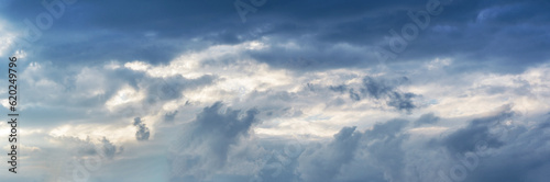 Obraz na płótnie Beautiful cloudy sky. Cloudy sky as abstract background w salonie