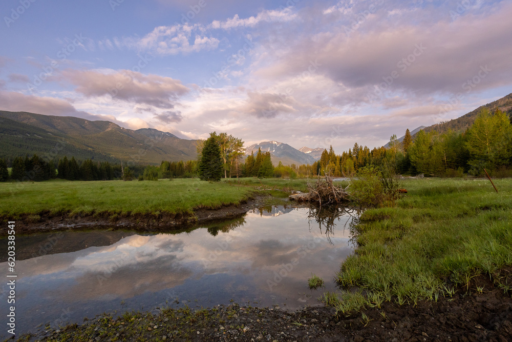 Fototapeta premium Mountain Pond
