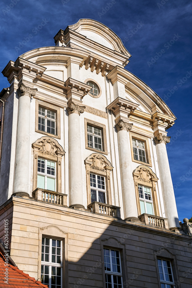 Fototapeta premium facade of a historic tenement house in the city of Poznan