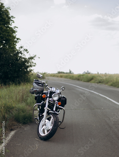 motorcycle on the road © Ева Гудзон