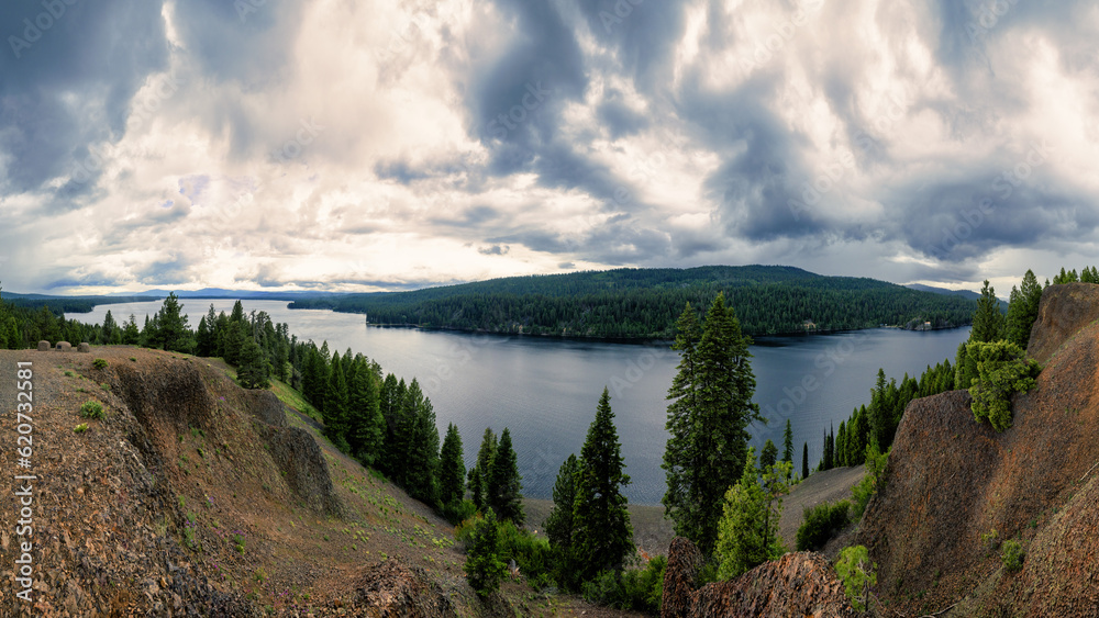 Obraz premium Lake Payette Overlook