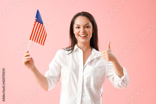 Young woman with USA flag s...