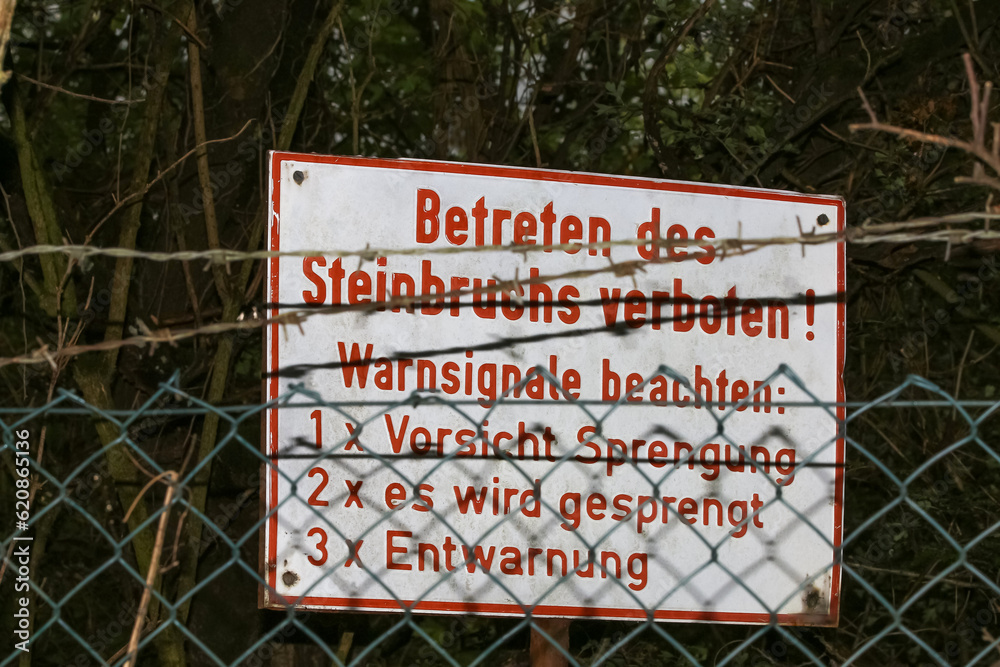 "No Dumping" Schild Mit Pfahl – Aluminium, 20,3 X 30,5 Cm | Für Garten, Hof & Nachbarschaft | Wetterfest & Leicht Montierbar
