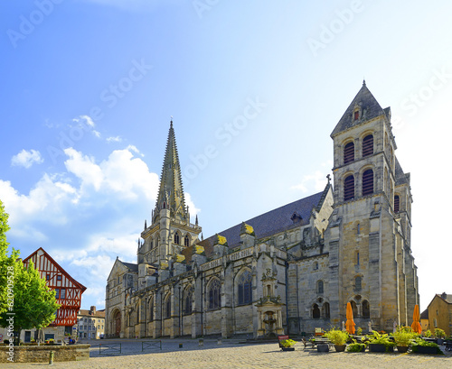 Bild auf Leinwand Famous Cathedrale Saint-Lazare d'Autun, Saone-et-Loire, Burgundy, France