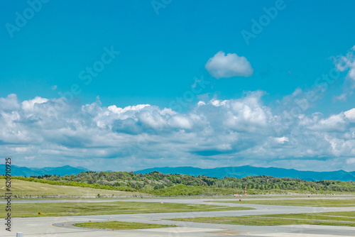 Wallpaper Mural 素材　秋田空港 展望台からの景色 Torontodigital.ca