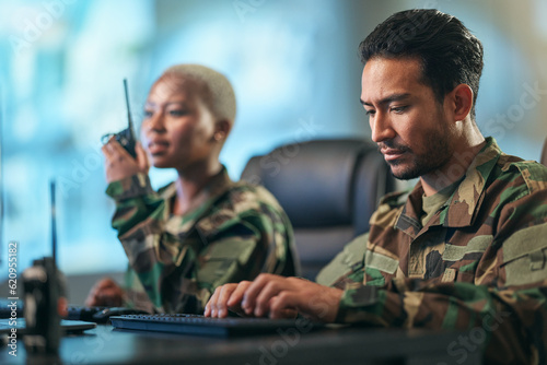 Cuadro en lienzo Walkie talkie, working and army team at the station with computer giving directions
