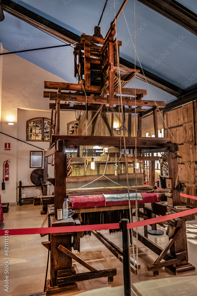 Foto de Interior of Silk Museum in Higher Art College of Silk. Silk