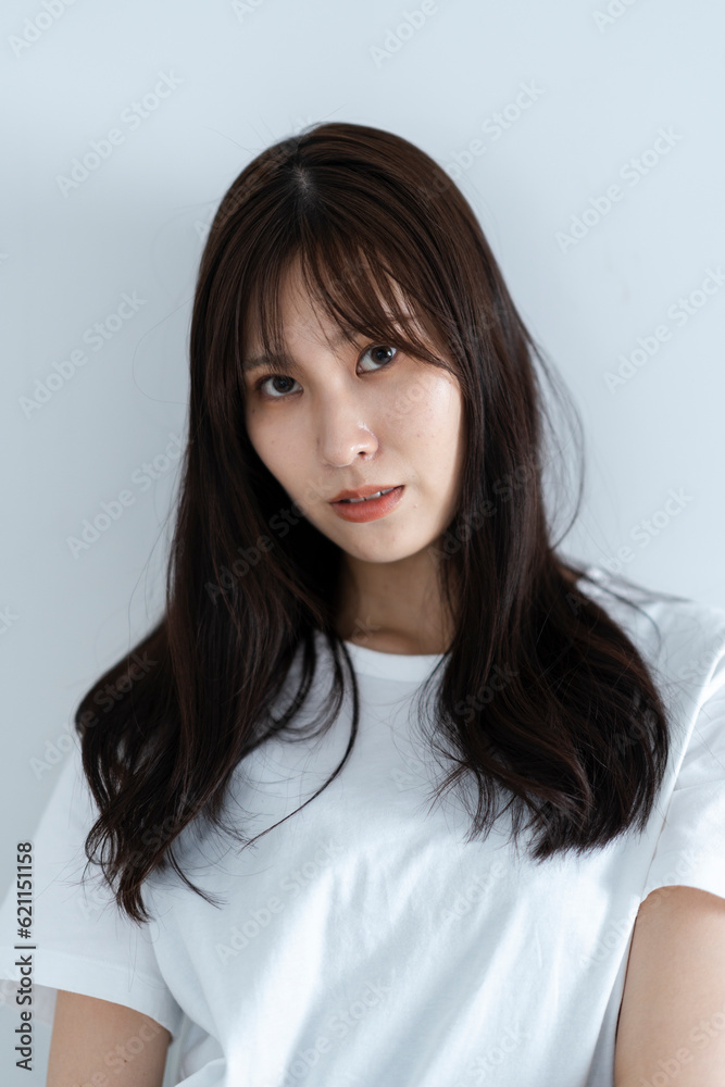 髪の長い女性 髪の長い女性