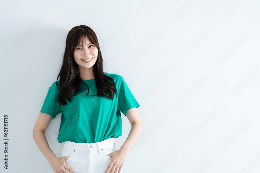 髪の長い女性 髪の長い女性