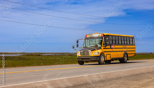 Autobus scolaire de face, entier, horizontal, school bus, front photo